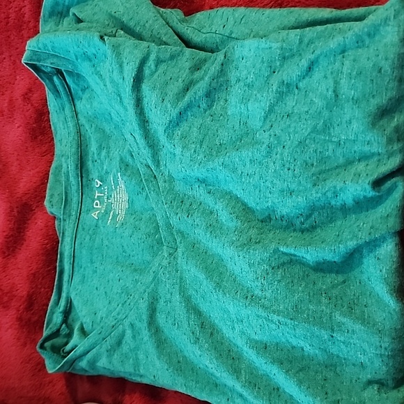 TSHIRT - Picture 1 of 1